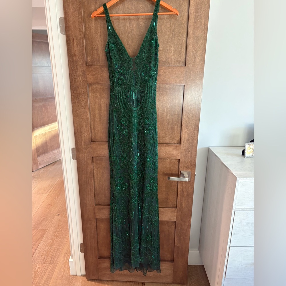 Elegant Green Sequin Evening Gown